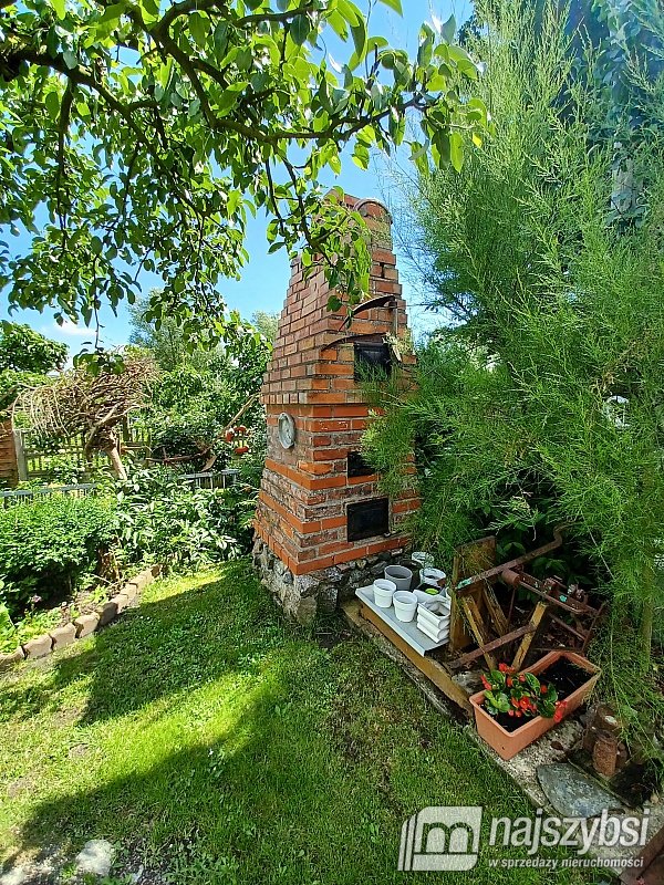 Uroczy dom całoroczny nad rzeką Dziwną (8)