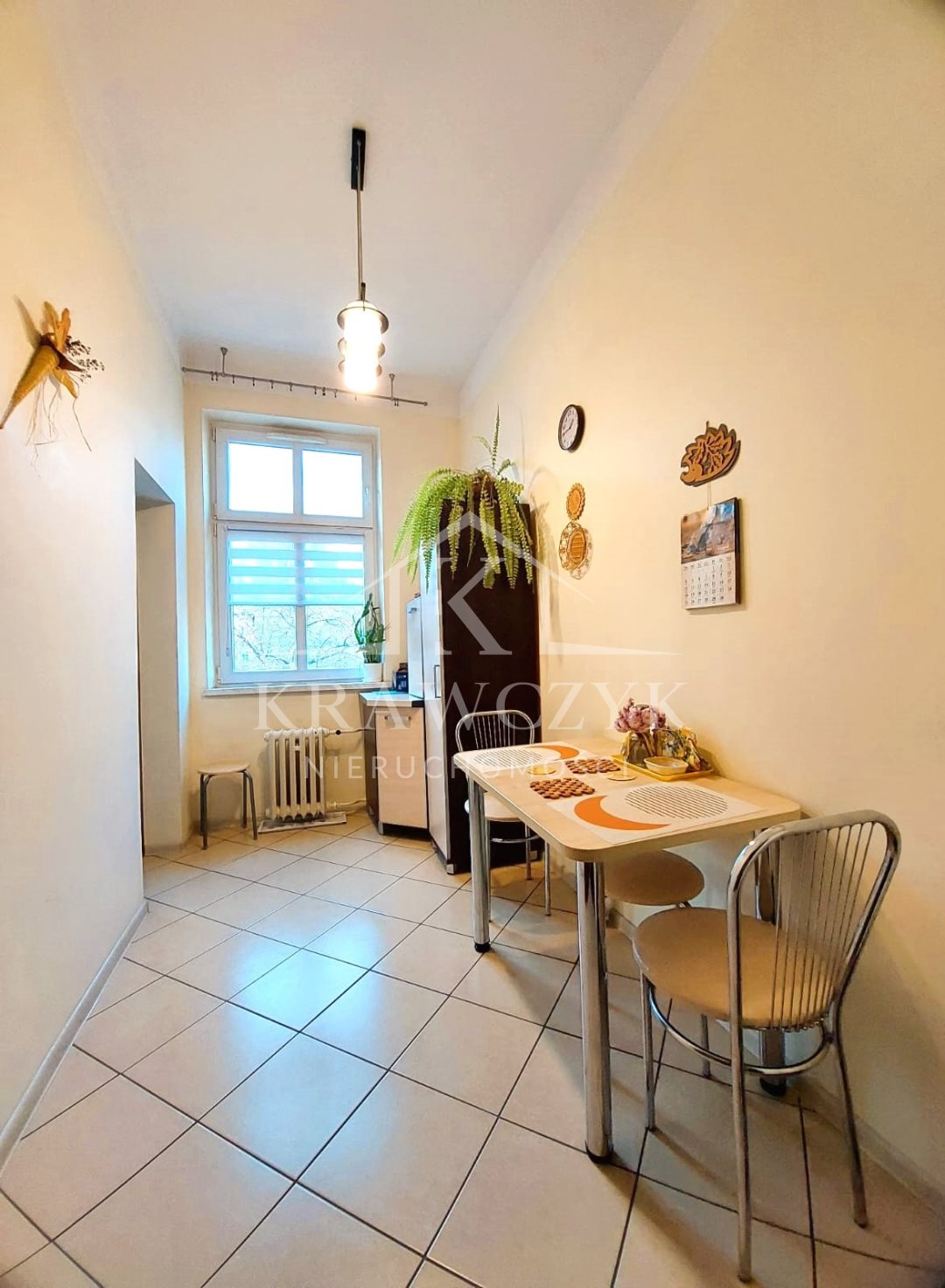 Atrakcyjne mieszkanie trzypokojowe w centrum  (9)