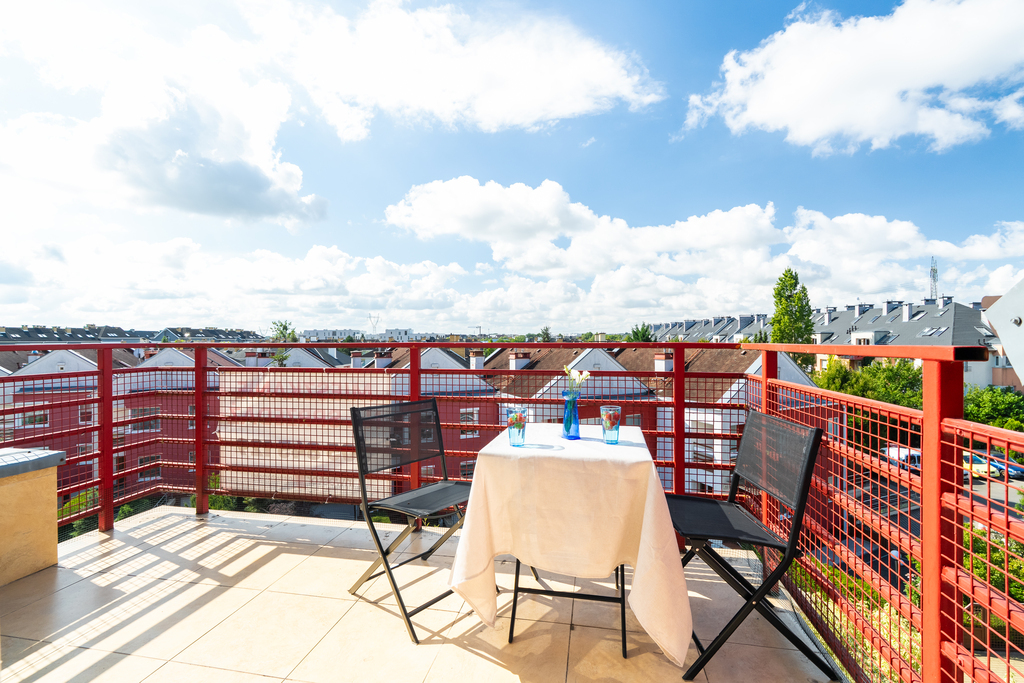 Wyjątkowe mieszkanie – słoneczne, z dużym balkonem (1)