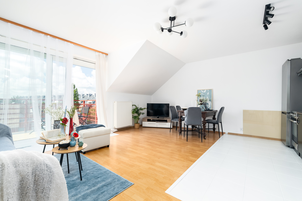 Wyjątkowe mieszkanie – słoneczne, z dużym balkonem (2)