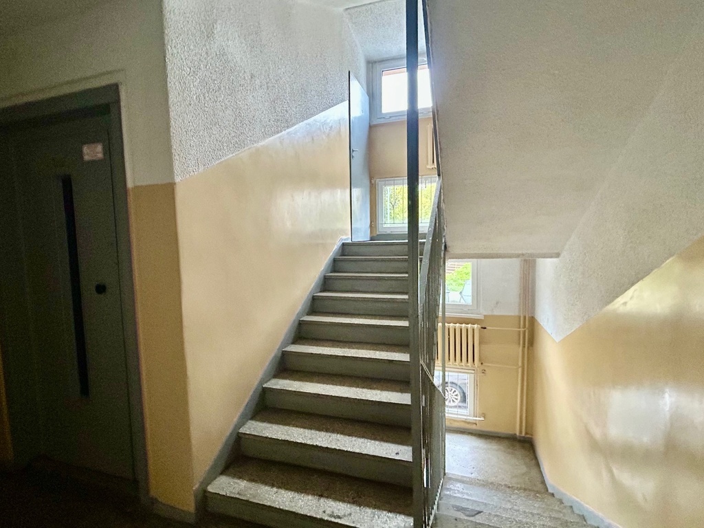 Niski budynek * winda * umeblowane * balkon (7)