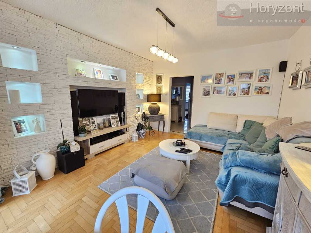 Ładne 3pok. 67m2, balkon - Książąt Pomorskich (3)