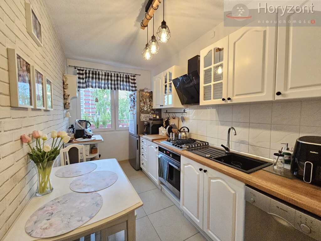 Ładne 3pok. 67m2, balkon - Książąt Pomorskich (5)