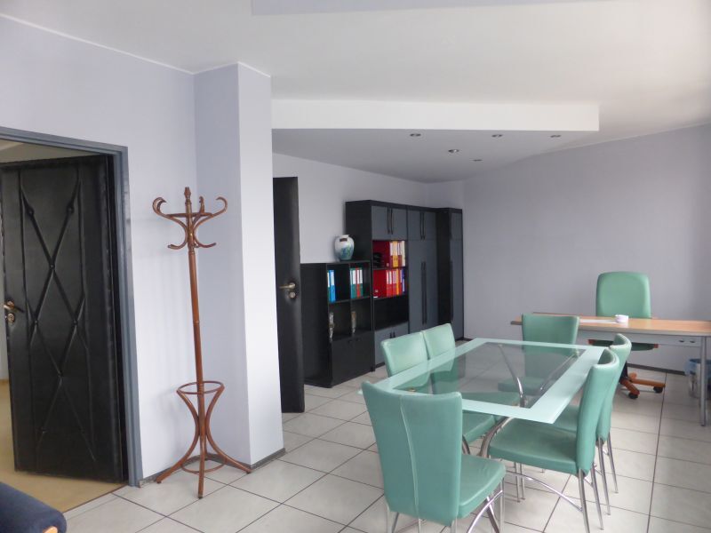 Na sprzedaż obiekt biurowo-warsztatowo-magazynowy (17)