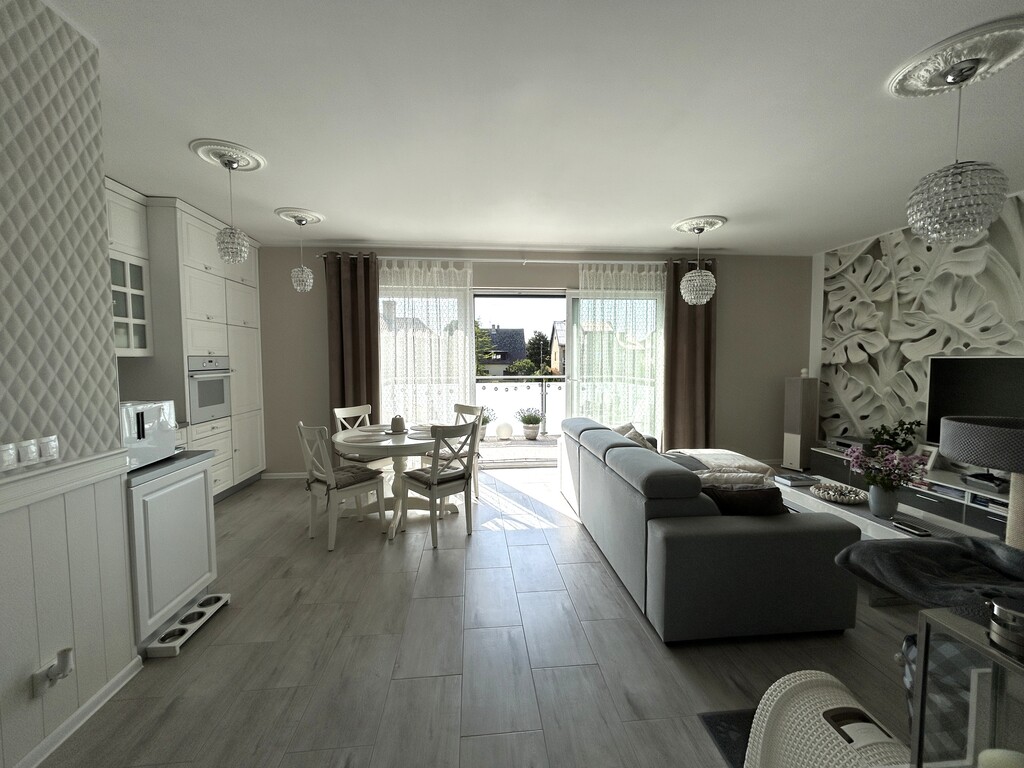 Dwupoziomowy apartament będący namiastką domu. (2)