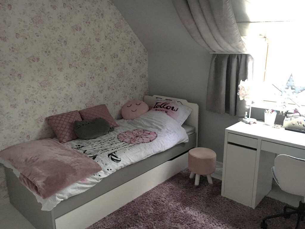 Dwupoziomowy apartament będący namiastką domu. (8)