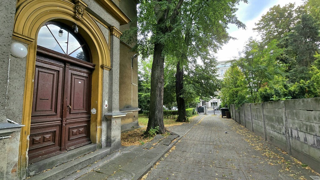 Na sprzedaż PIĘTRO przedwojennej WILLI w centrum (7)