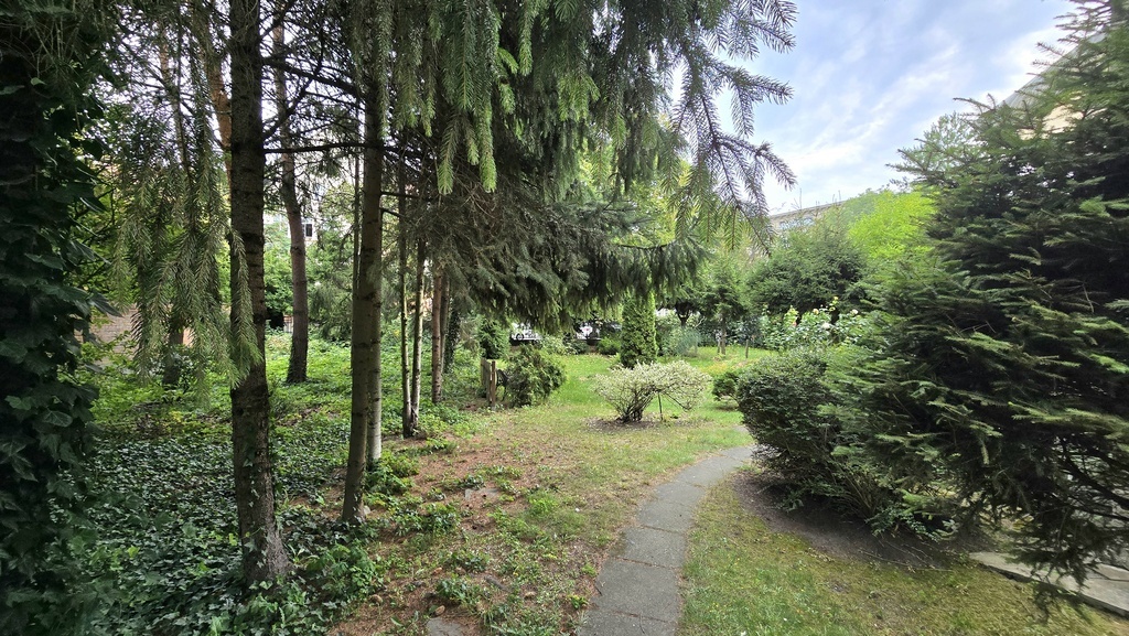 Na sprzedaż PIĘTRO przedwojennej WILLI w centrum (23)