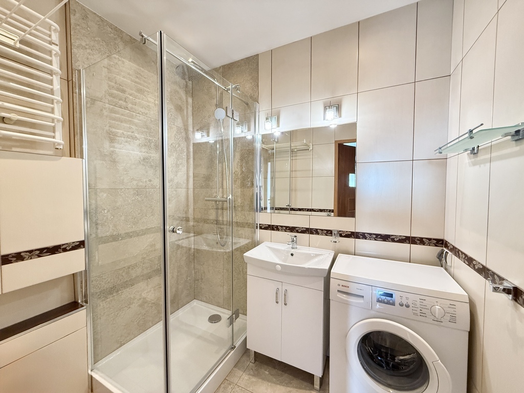 3 pokoje z widokiem na panoramę miasta (4)