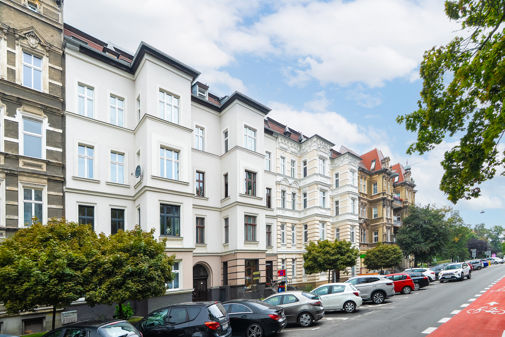 Wyjątkowe 4.pok. mieszkanie z duszą w kamienicy! (16)