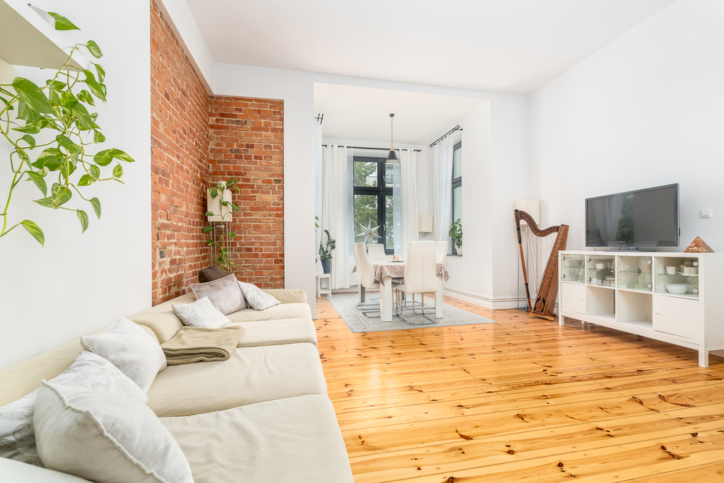 Wyjątkowe 4.pok. mieszkanie z duszą w kamienicy! (3)