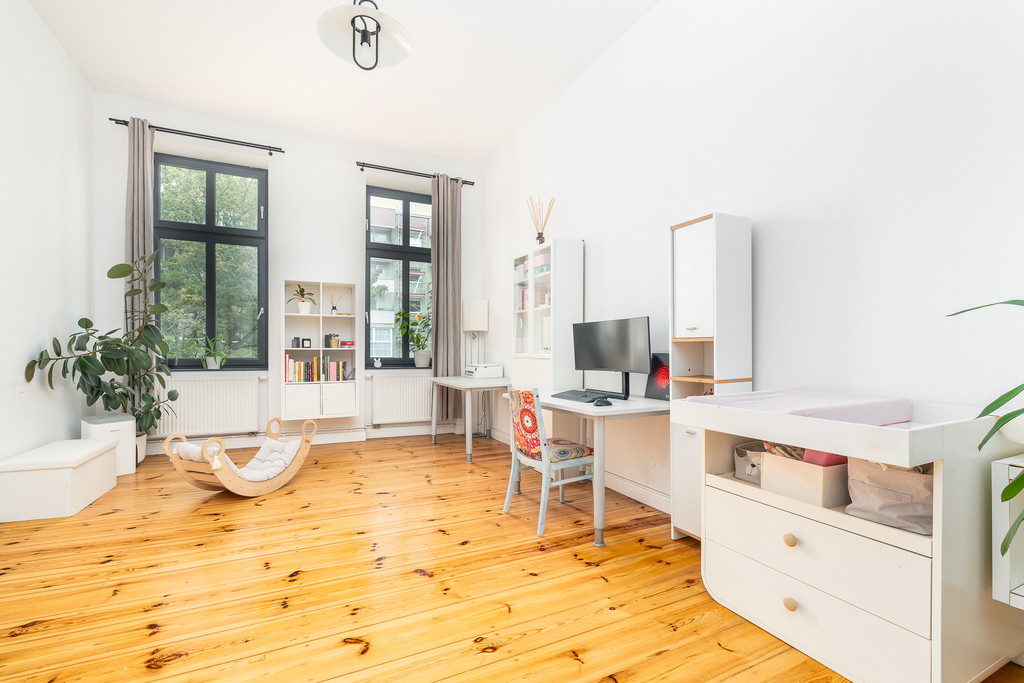 Wyjątkowe 4.pok. mieszkanie z duszą w kamienicy! (9)