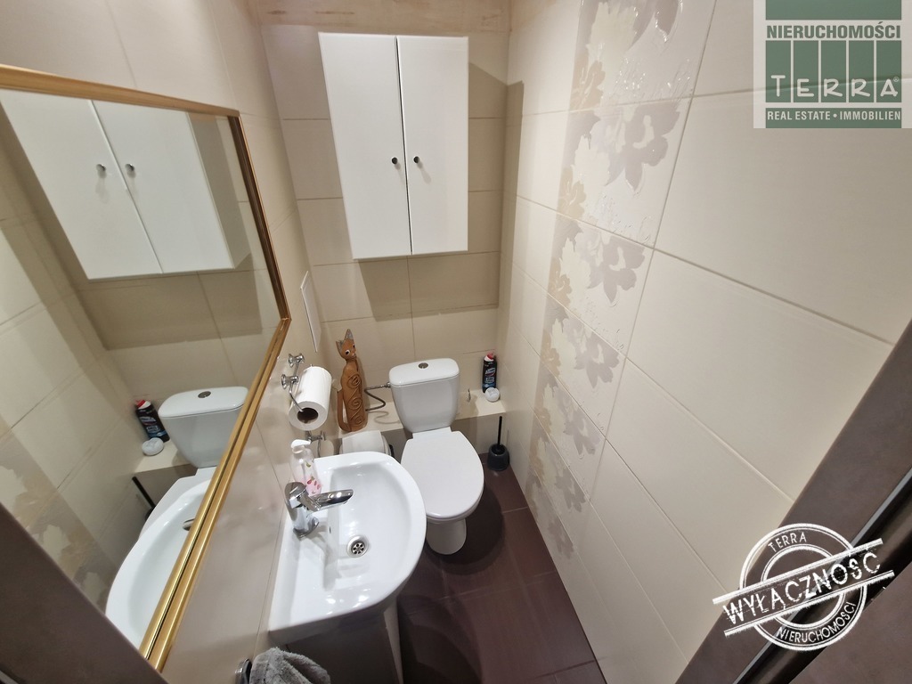 Lokal biurowo-usługowy (9)