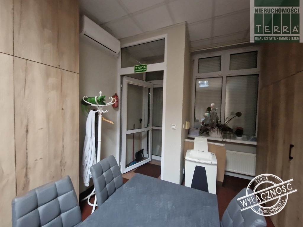 Lokal biurowo-usługowy (11)