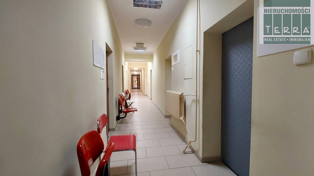 Mały lokal użytkowy w Śródmieściu (6)