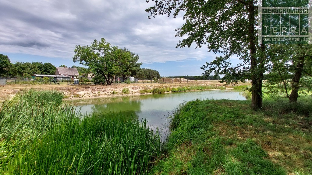 Działka ze STAWEM ! (3)