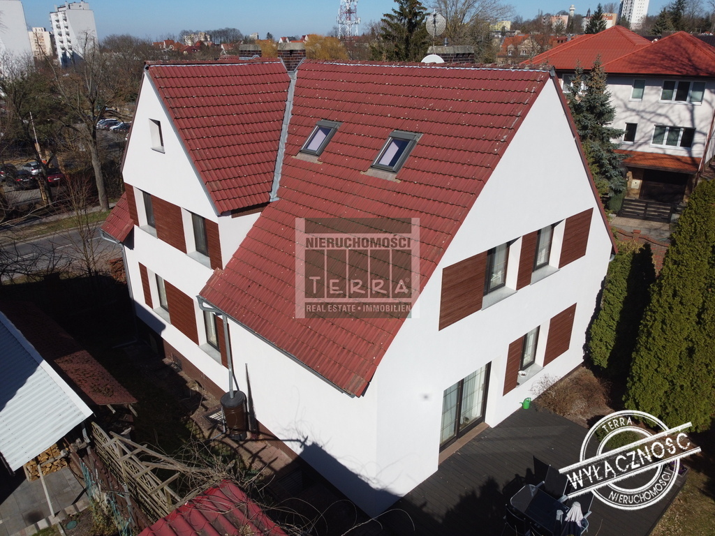 Enklawa w centrum miasta ! (1)