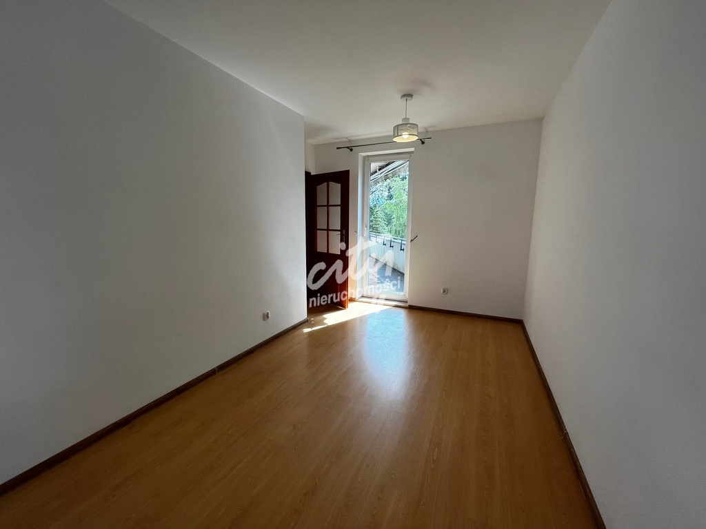 4 pokoje na Pogonie z garażem (12)