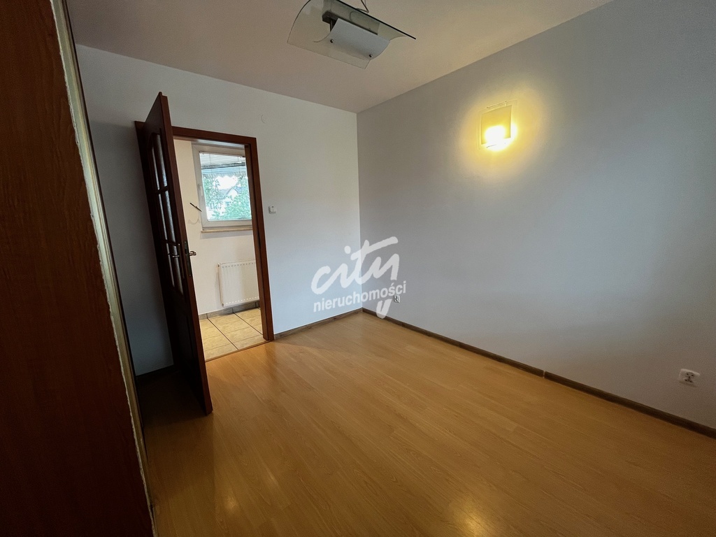 4 pokoje na Pogonie z garażem (16)