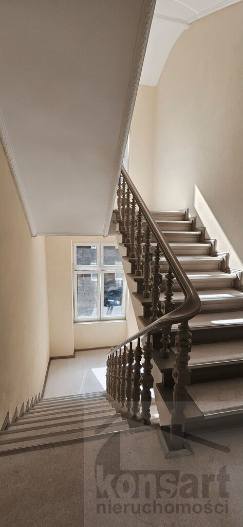 Wyjątkowe, oryginalne mieszkanie w kamienicy (24)