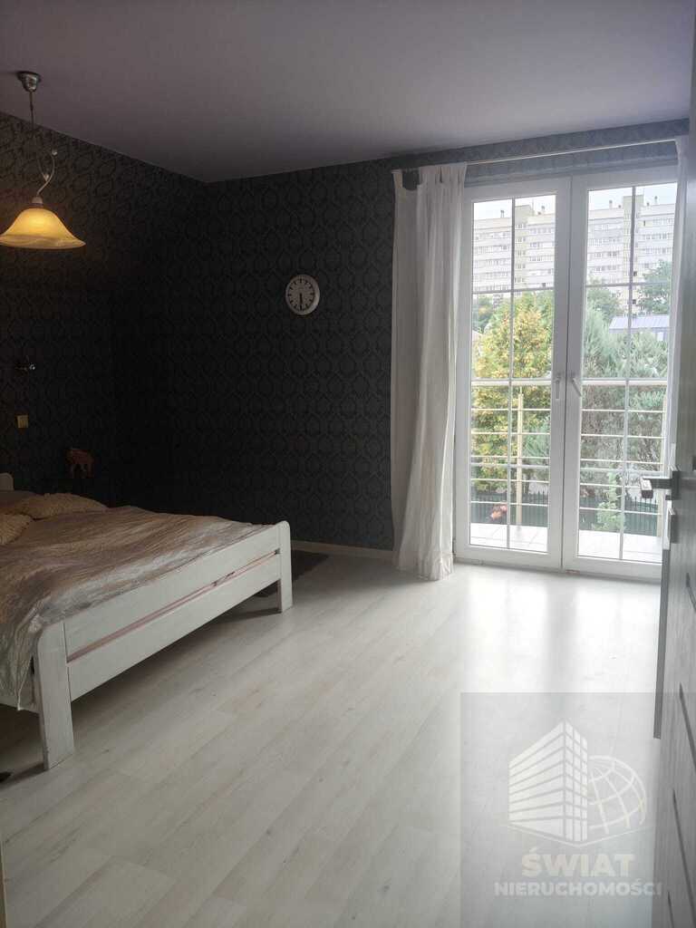 Na sprzedaż komfortowy dom wolnostojący (25)