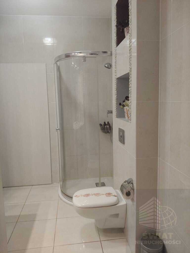 Na sprzedaż komfortowy dom wolnostojący (23)