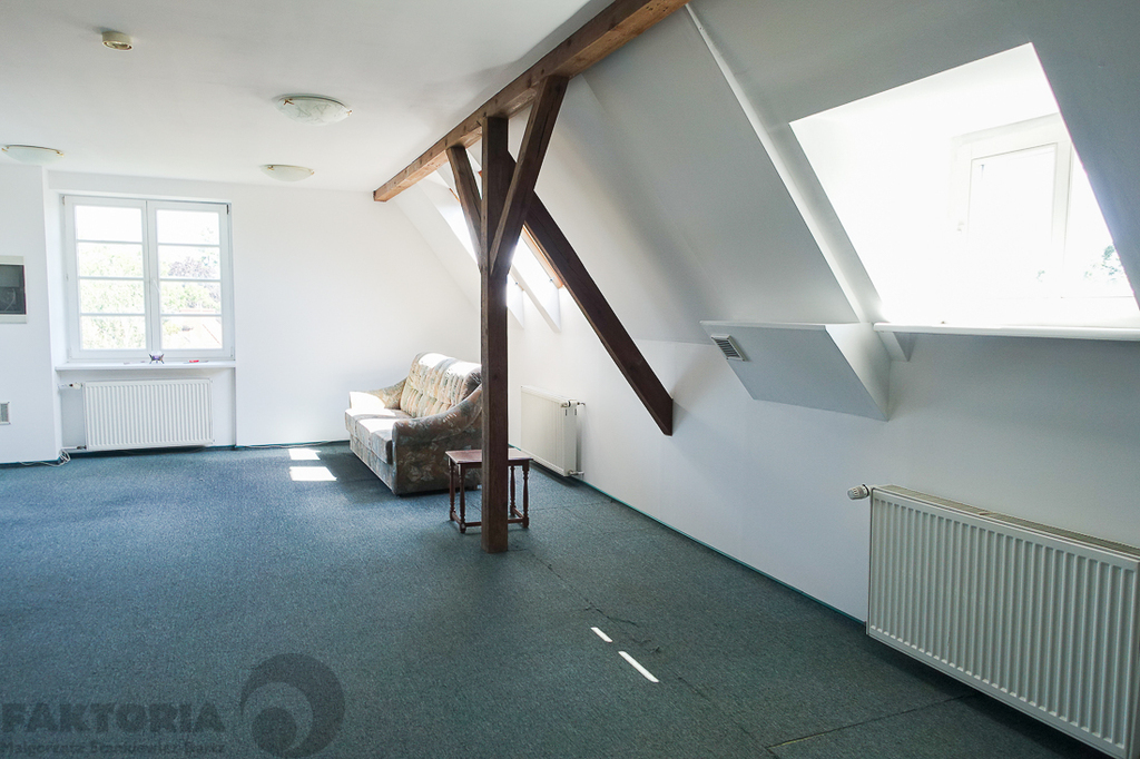 Budynek biurowy (16)