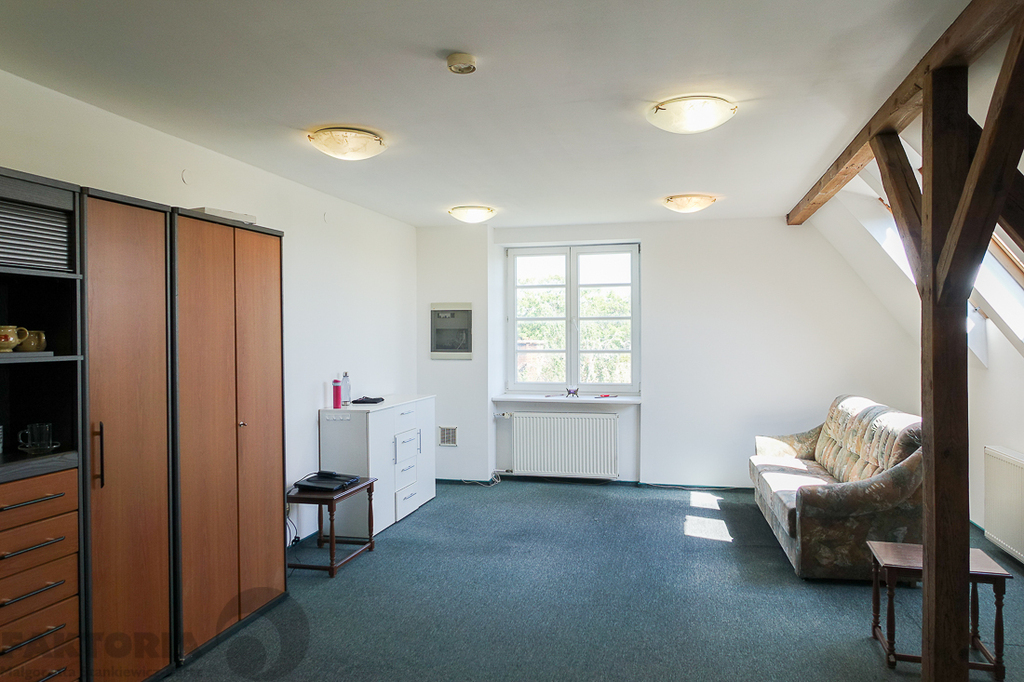 Budynek biurowy (17)