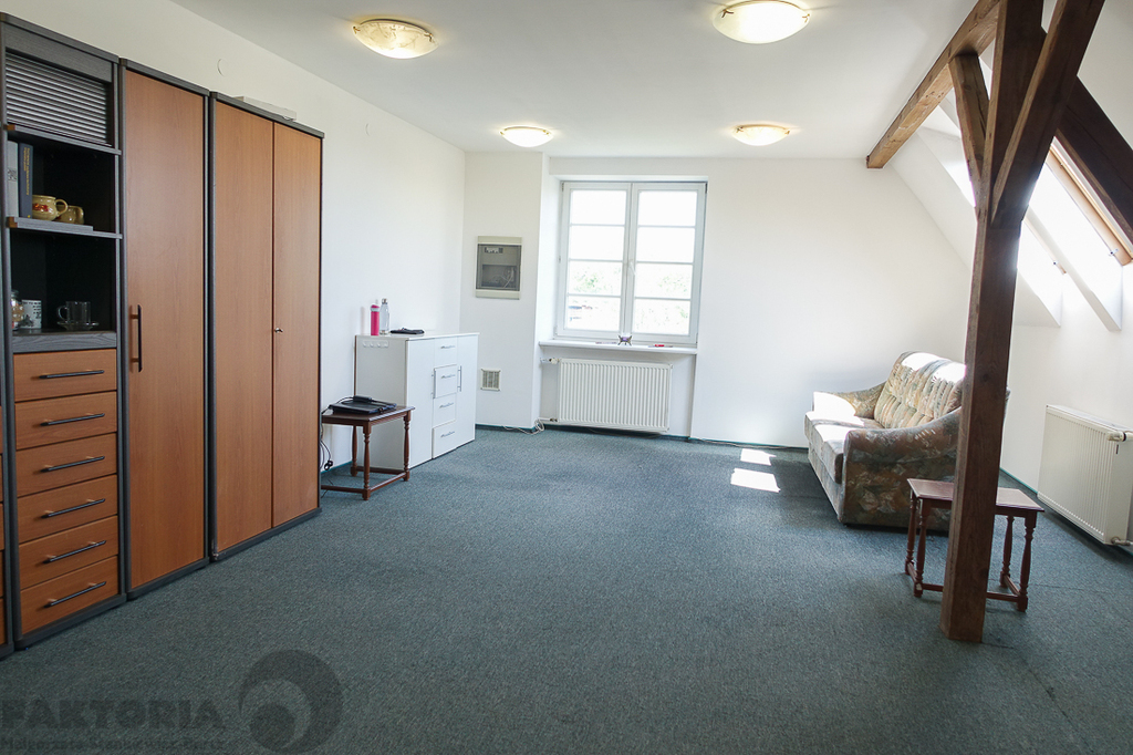 Budynek biurowy (18)