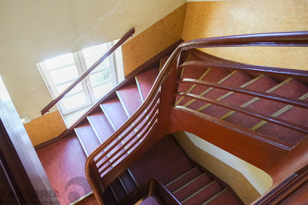 Budynek biurowy (20)