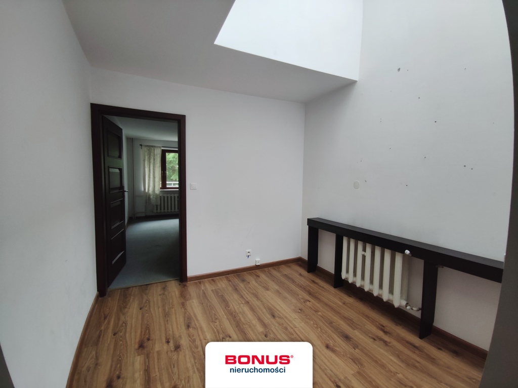 # Os. Bajkowe # skrajny, duży szereg # na biuro # (21)