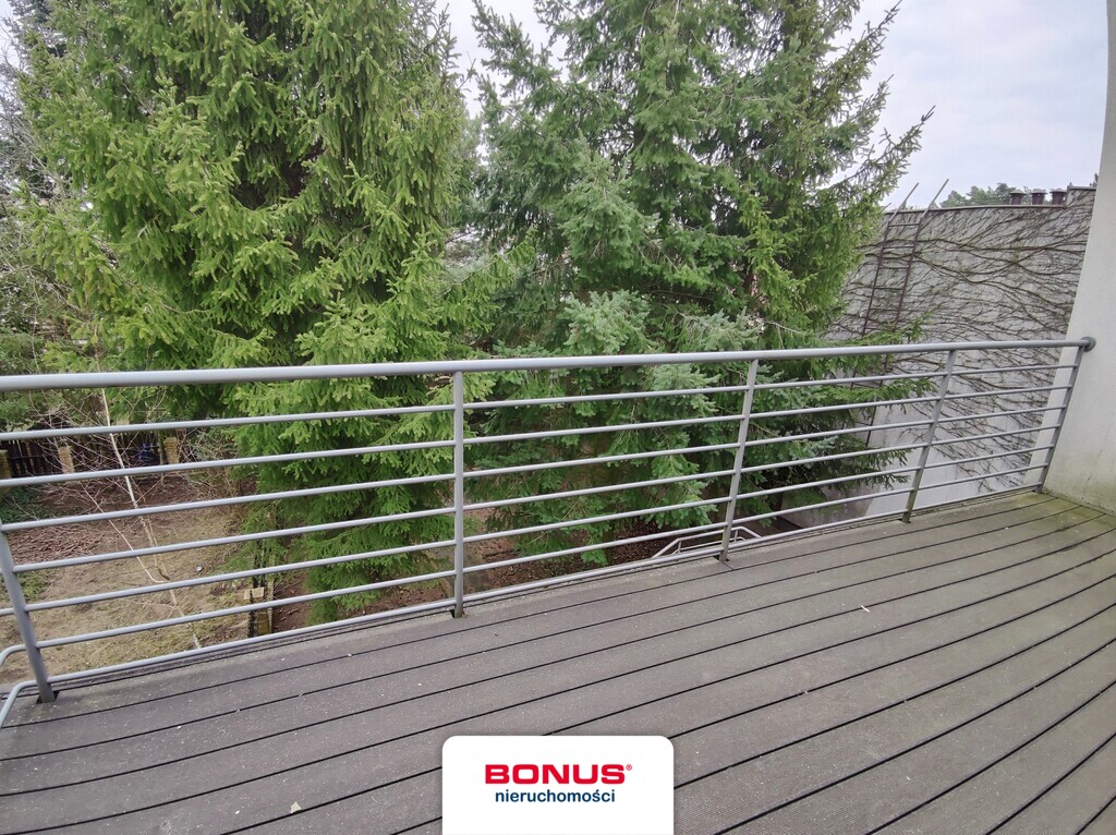 # Os. Bajkowe # skrajny, duży szereg # na biuro # (13)