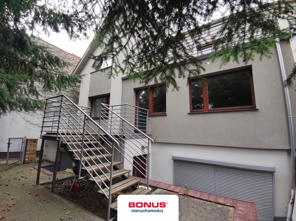 # Os. Bajkowe # skrajny, duży szereg # na biuro # (15)