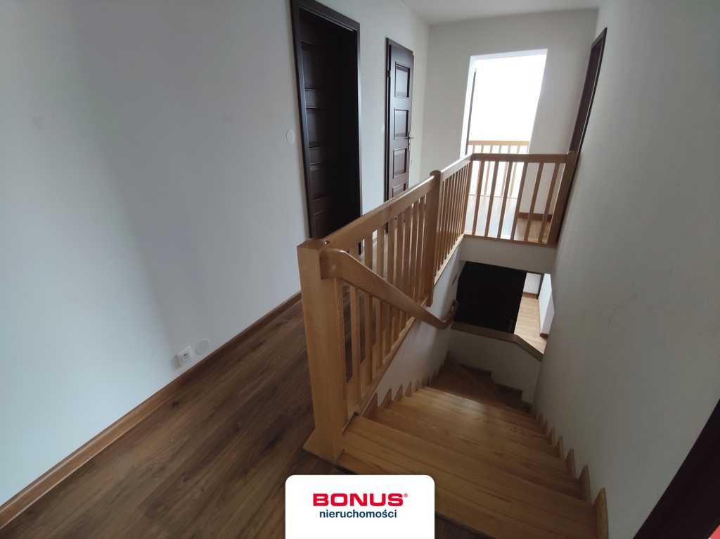 # Os. Bajkowe # skrajny, duży szereg # na biuro # (16)