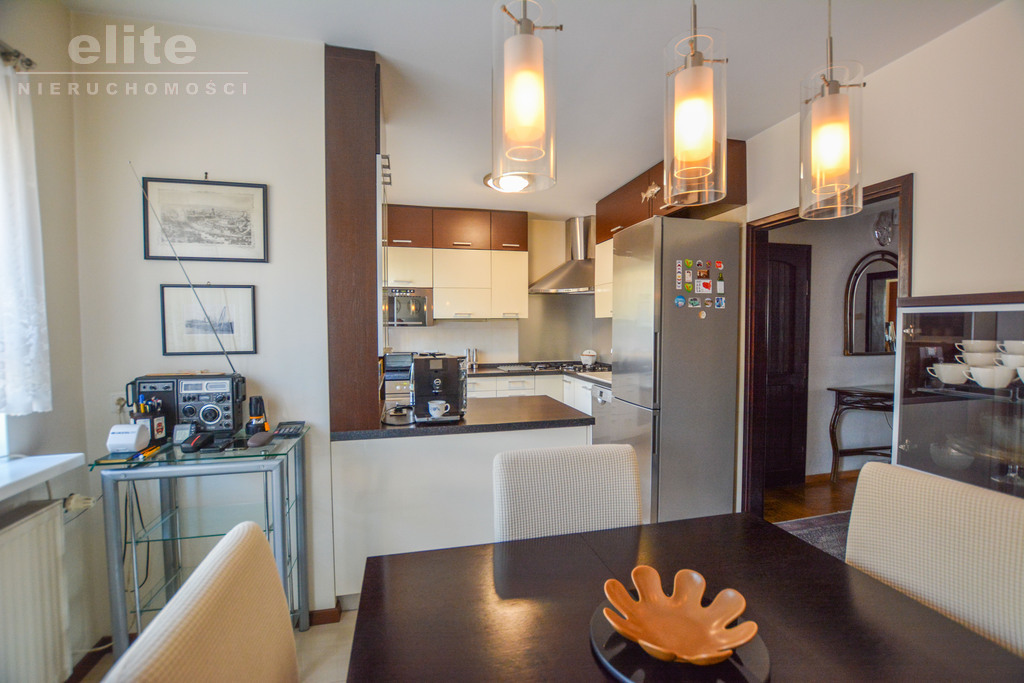 Pogodno, bliźniak, 3 sypialnie, salon, garaż, (10)