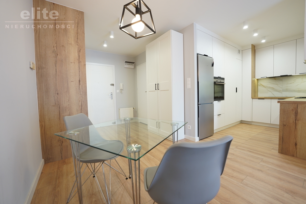 ŚRÓDMIEŚCIE, apartament 42m2 balkon+garaż (4)