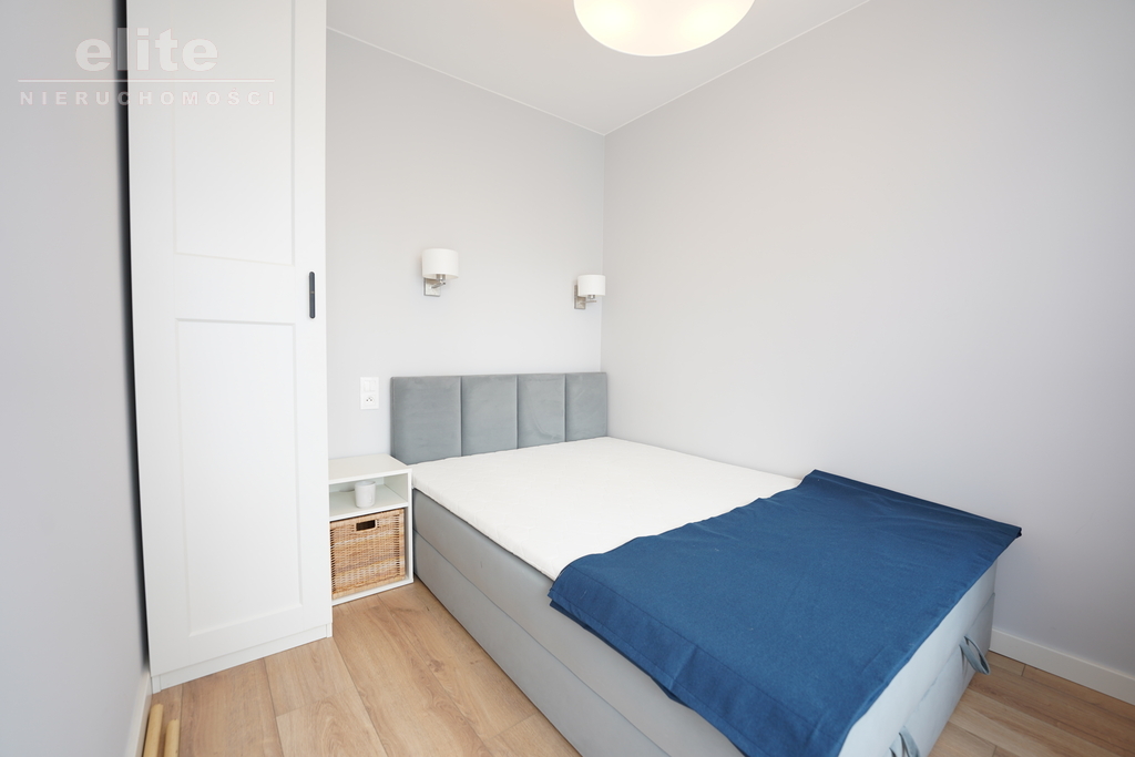 ŚRÓDMIEŚCIE, apartament 42m2 balkon+garaż (6)