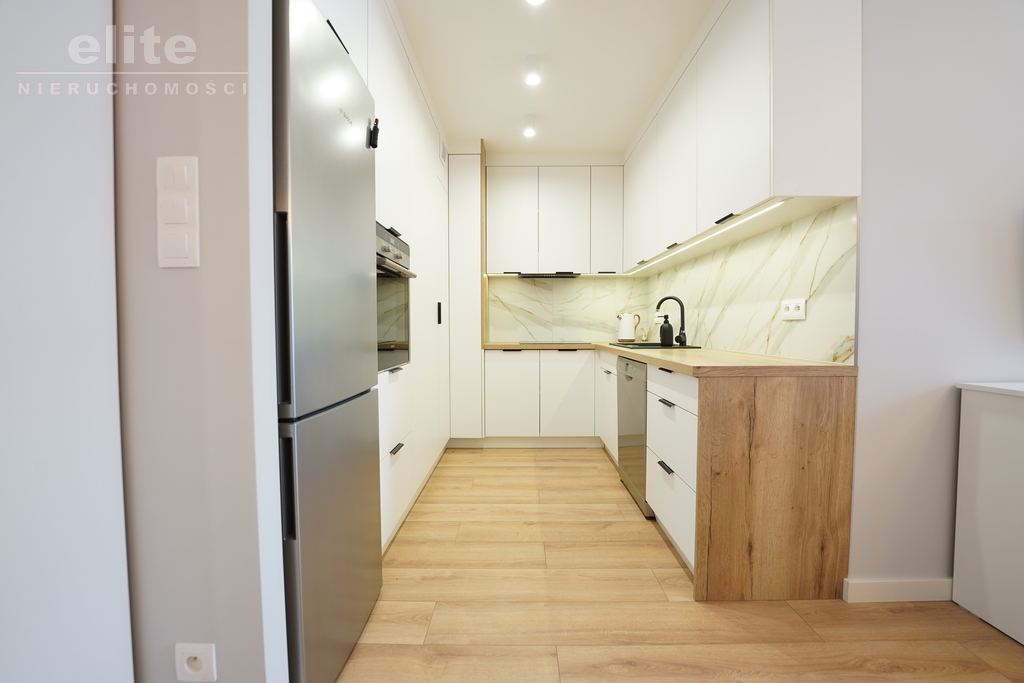 ŚRÓDMIEŚCIE, apartament 42m2 balkon+garaż (5)