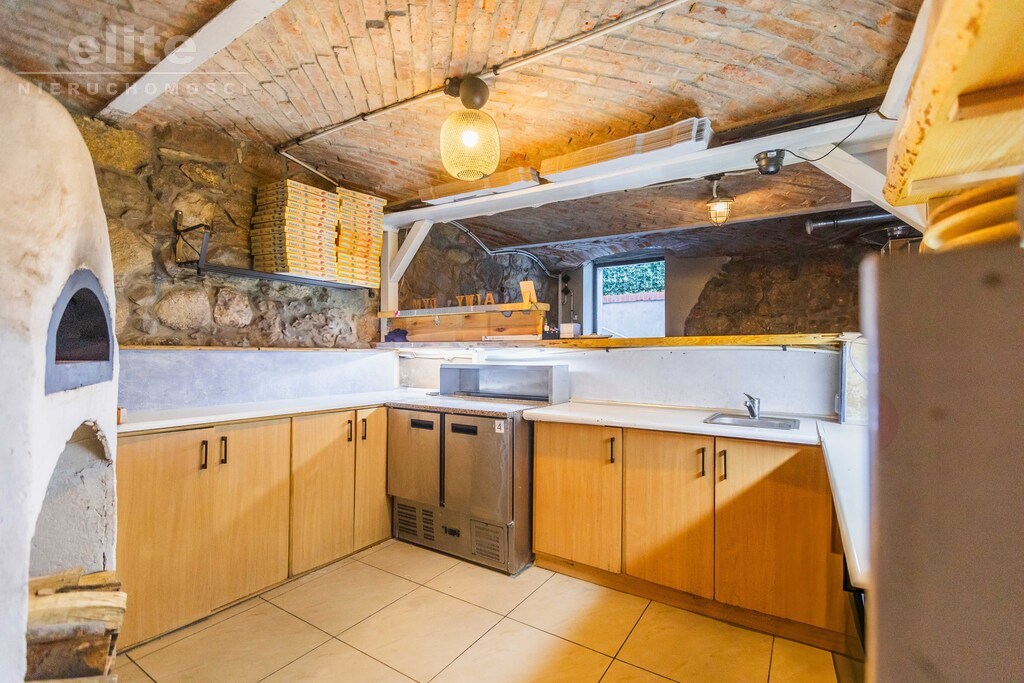 Gotowa Pizzeria w centrum Drawska Pomorskiego (3)