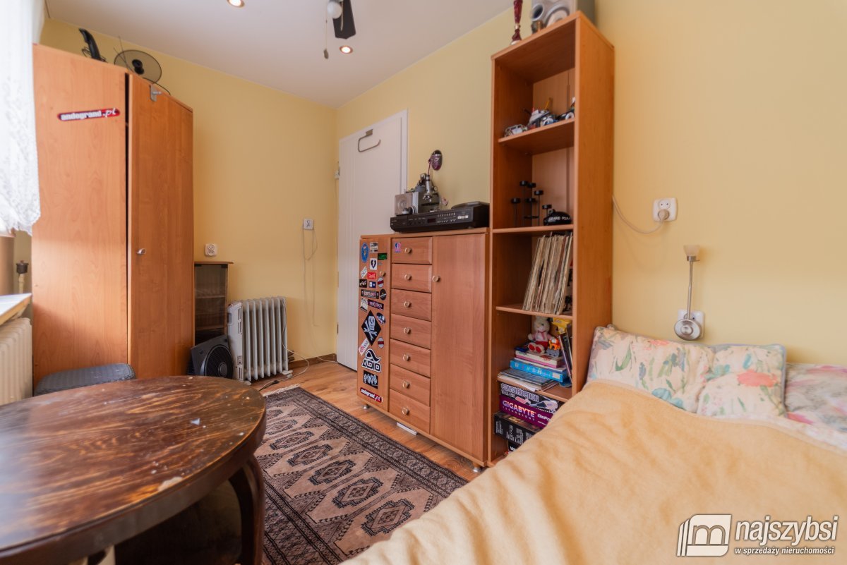 Łobez - umeblowane 4 pokoje, 2 balkony, centrum (12)