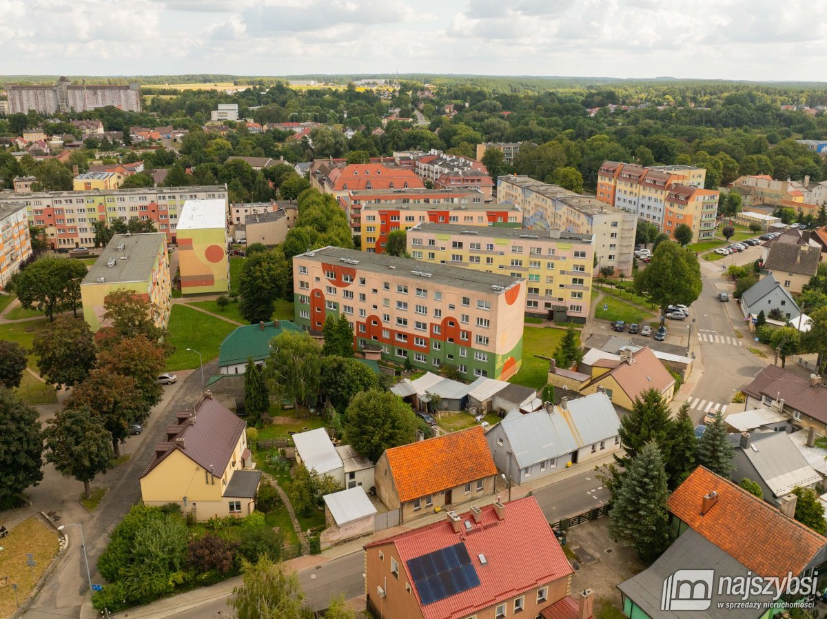 Łobez - umeblowane 4 pokoje, 2 balkony, centrum (2)