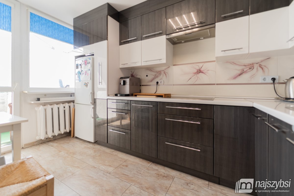 Łobez - umeblowane 4 pokoje, 2 balkony, centrum (6)