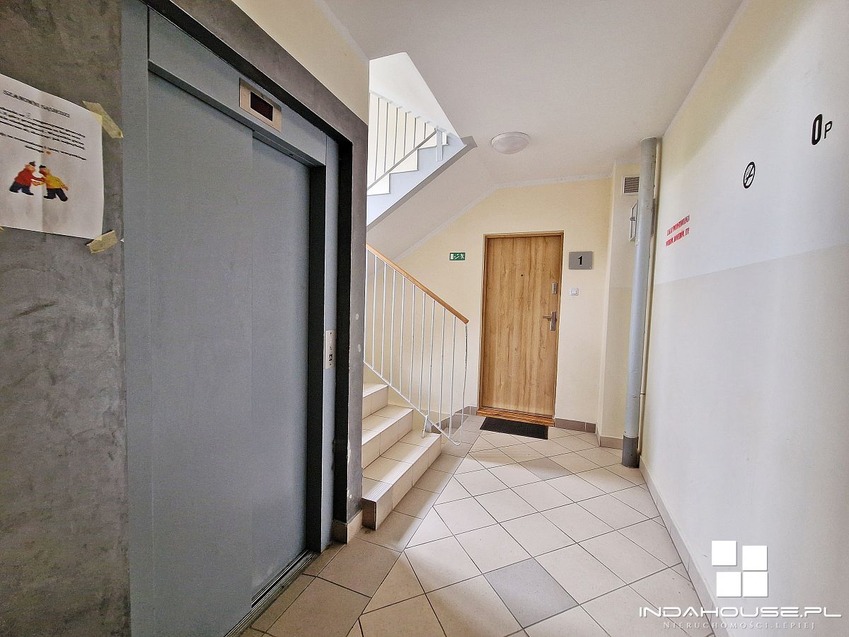 Mieszkanie na parterze. Balkon, ogródek. Przylesie (15)