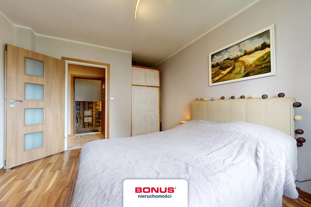 Duży dom z apartamentem 150 m2 i pokojami (28)