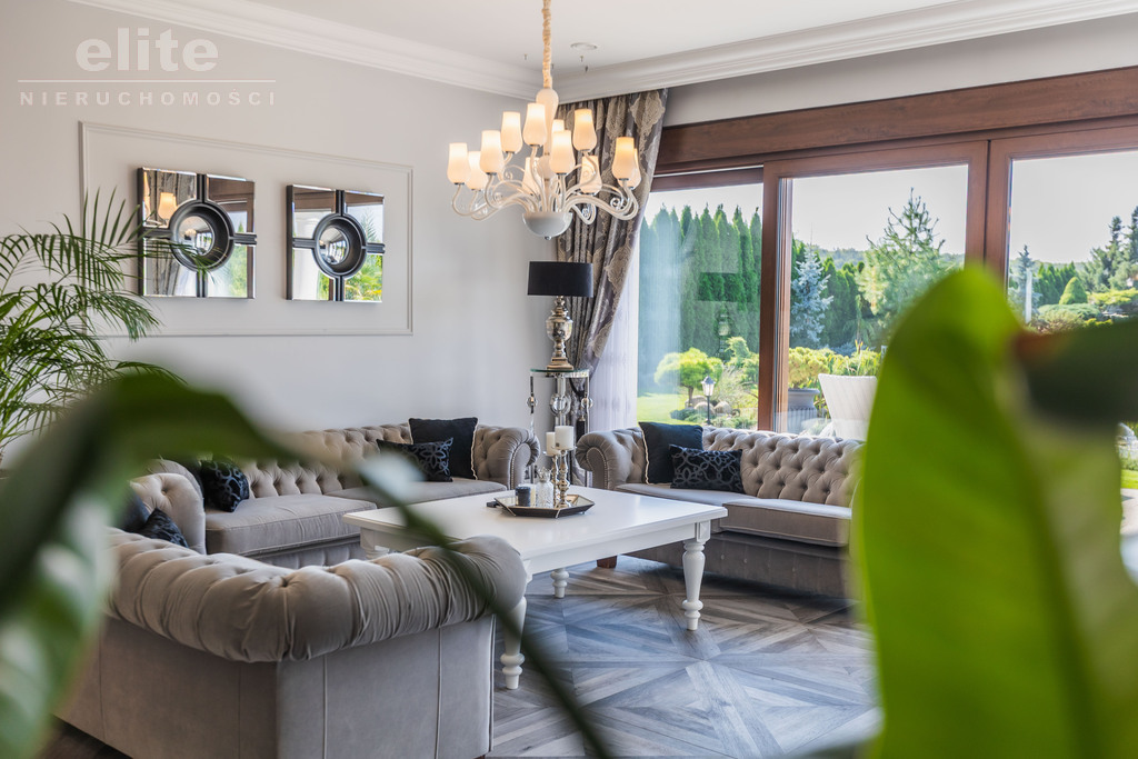 Na sprzedaż stylowy luksusowy dom z basenem ! (10)