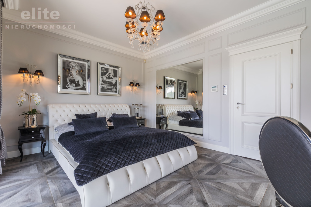 Na sprzedaż stylowy luksusowy dom z basenem ! (23)