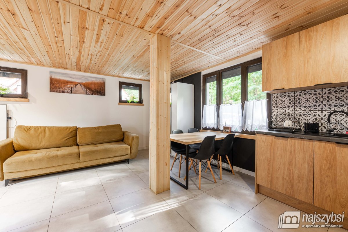 Jezierzany- Dom blisko morza (4)