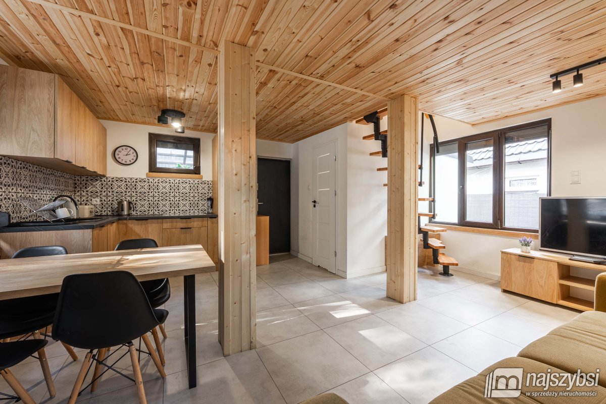 Jezierzany- Dom blisko morza (6)