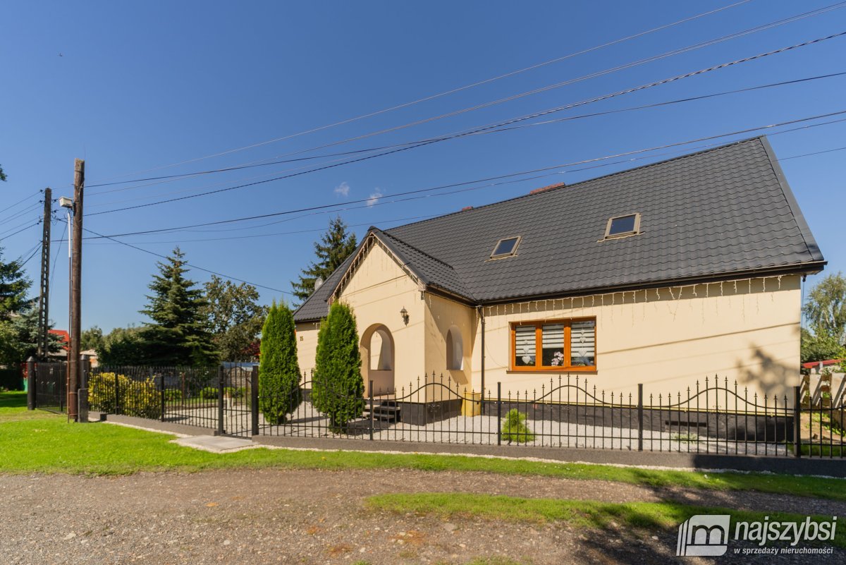 DOM WOLONOSTOJĄCY - KOSIN (1)