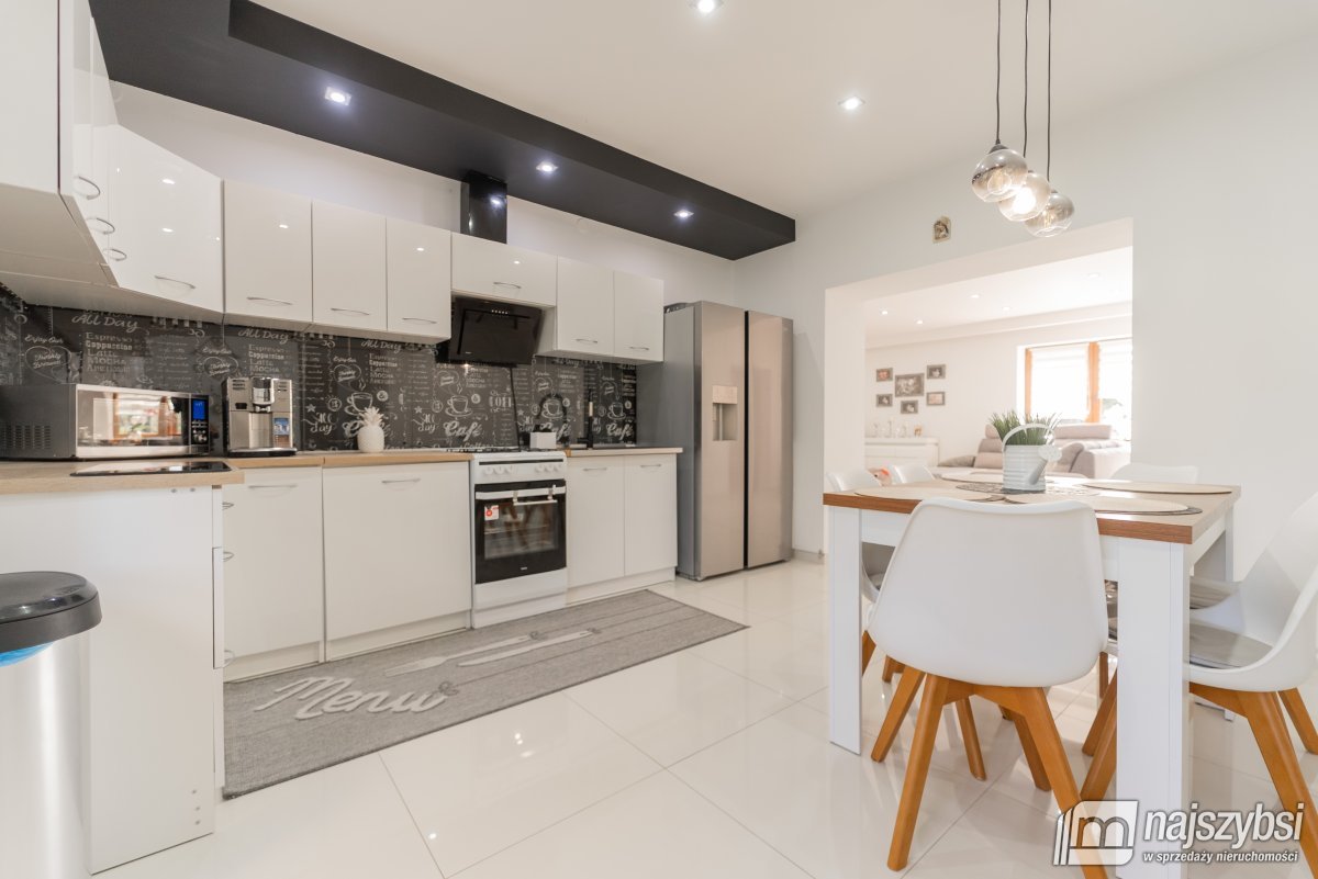 DOM WOLONOSTOJĄCY - KOSIN (13)